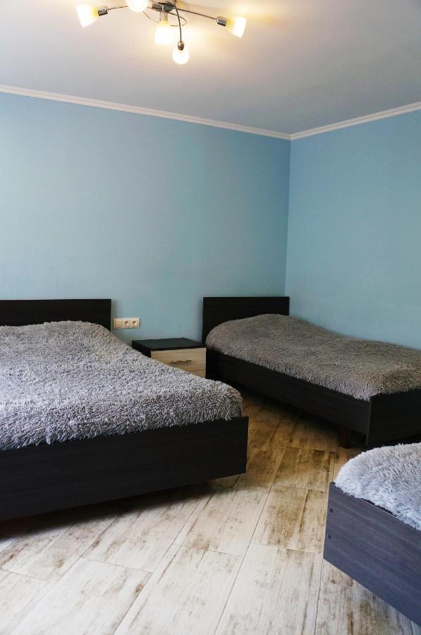 Franko93 Hotel Beregszász Kültér fotó